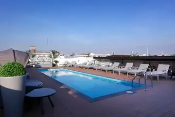Dachpool 1