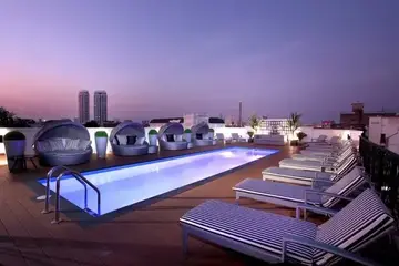 Dachpool 4
